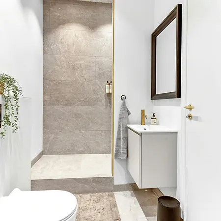 At Folle With Activities 펜션