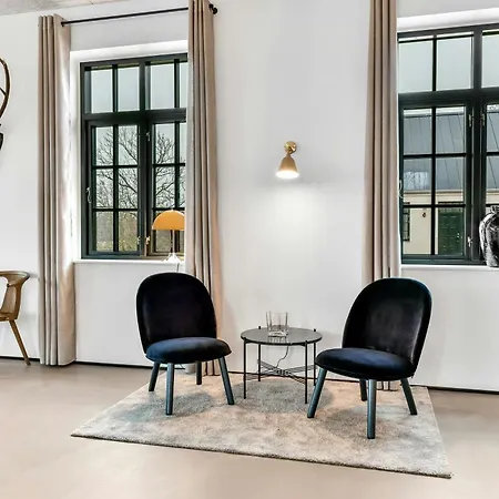 At Folle With Activities 펜션